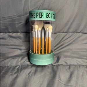 The Perfect 10 Makeup Brush Set
